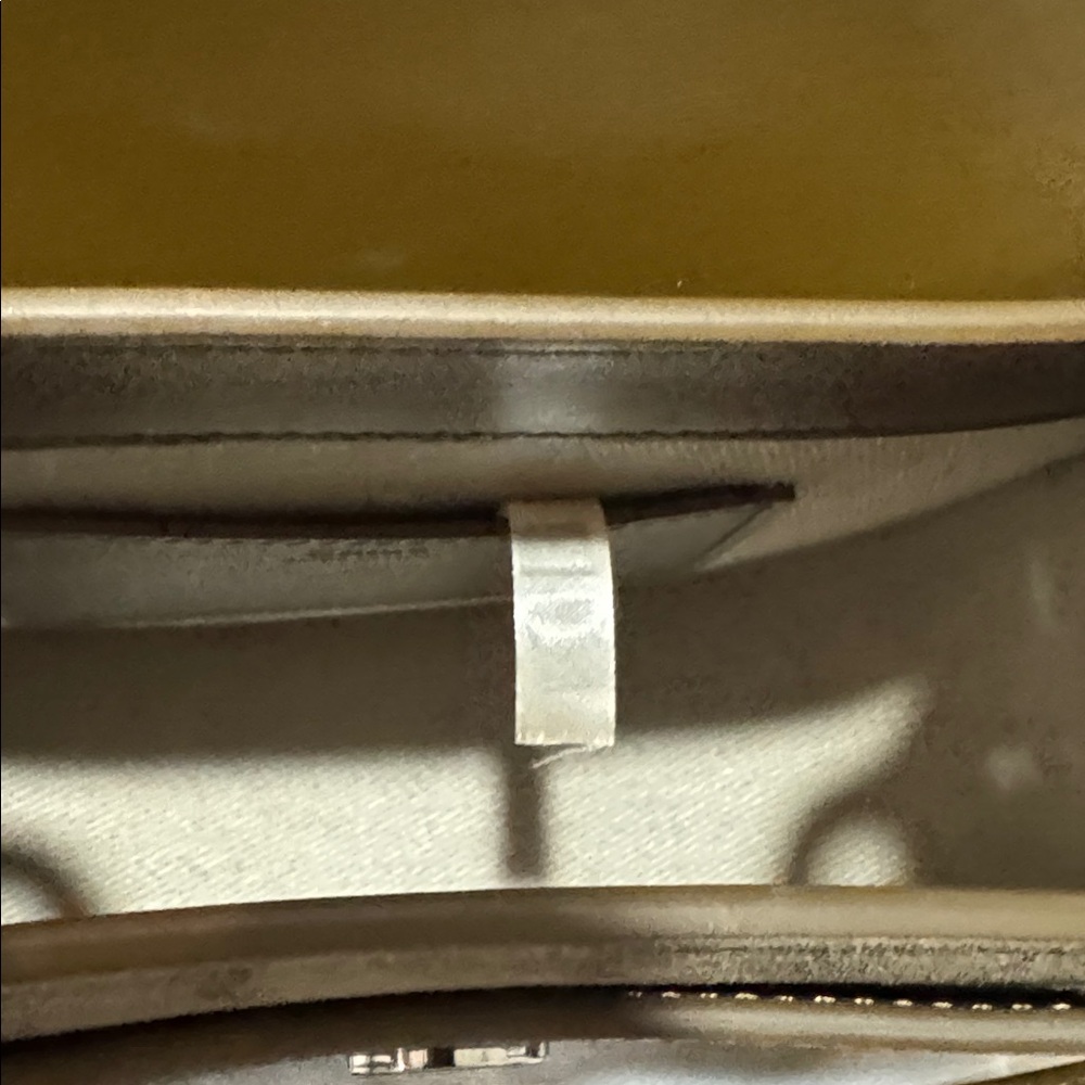 Chloé Small Tess Leather Crossbody Bag – Olive Green (New with Tags - Picture 4 of 6